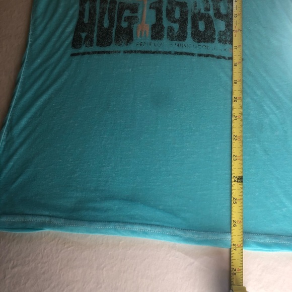 Woodstock T Shirt S/P - Picture 5 of 5